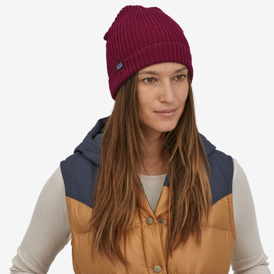 Mplus | Patagonia Womens Fishermans Rolled Beanie - Wax Red